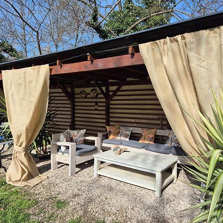 Le Mas Des Cerisiers Jacuzzi Et Sauna Inclus Pour Tous Les Logements Avignon Exteriör bild