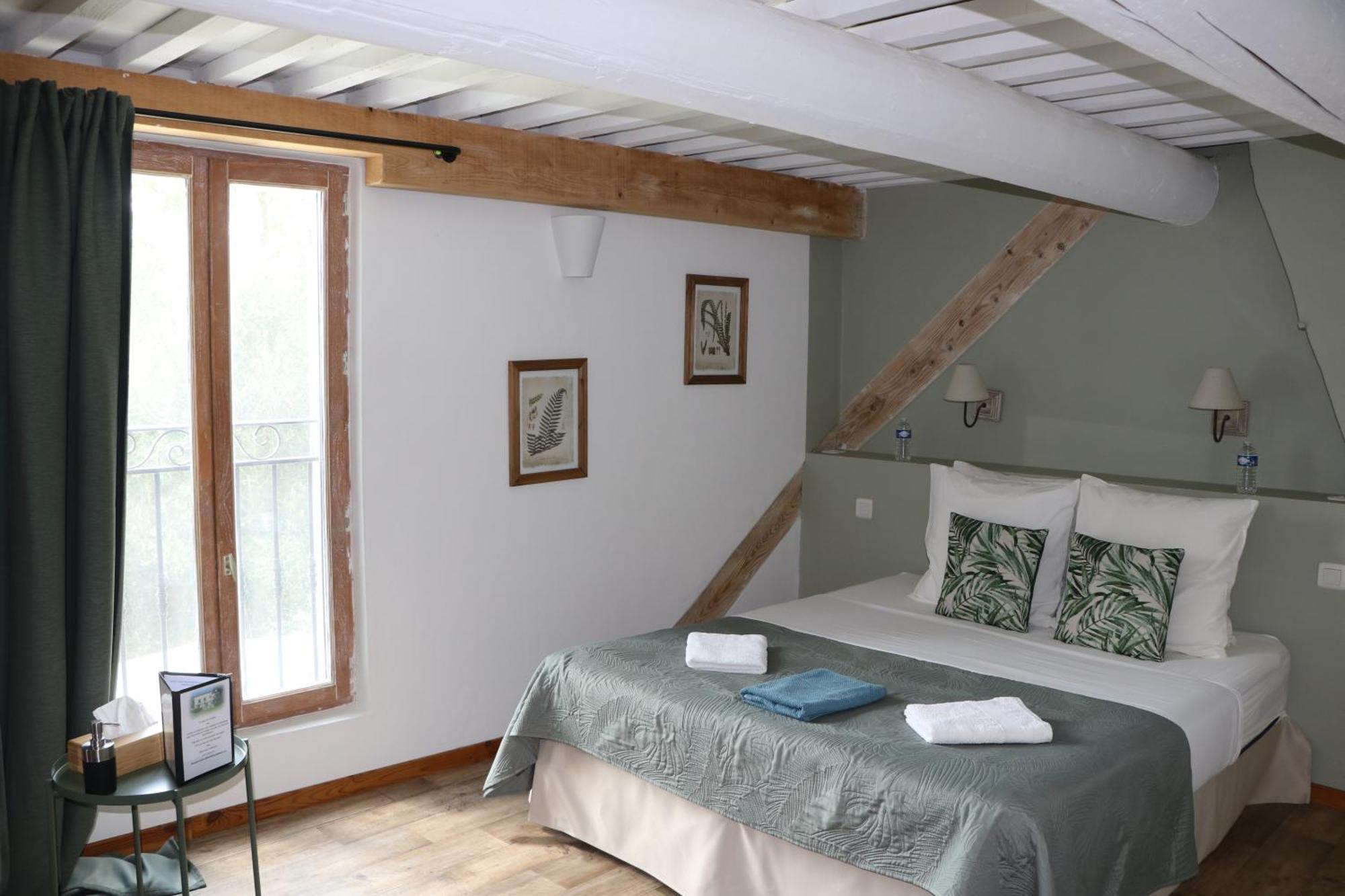 Le Mas Des Cerisiers Jacuzzi Et Sauna Inclus Pour Tous Les Logements Avignon Exteriör bild