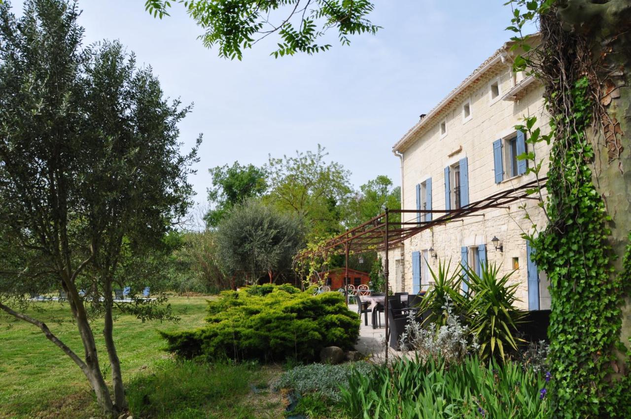 Le Mas Des Cerisiers Jacuzzi Et Sauna Inclus Pour Tous Les Logements Avignon Exteriör bild